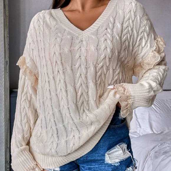 Sweaters - Beautiful woman knit 🧶 lace trim drop shoulder sweater material acrylic
